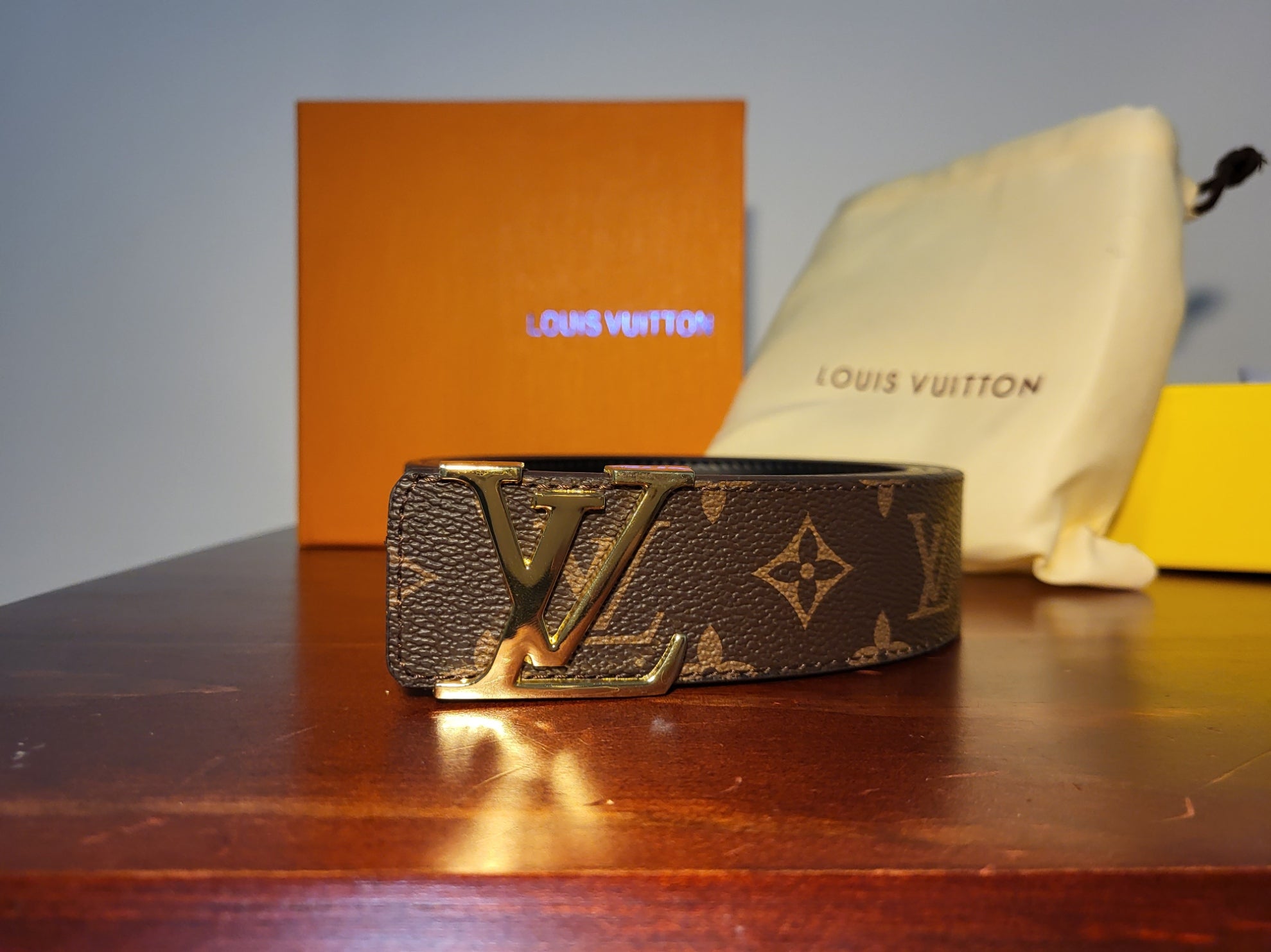 Louis Vuitton Belt - 1:1 - All Packaging Included + (Receipts and Bags)