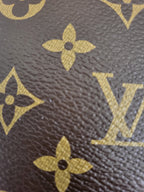 Louis Vuitton Wallet Monogram Initales